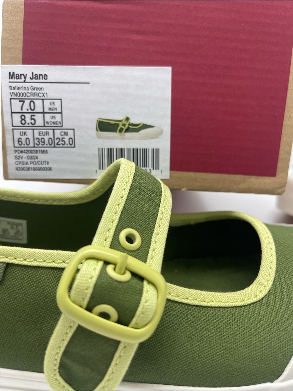 Vans WMNS Sz 8.5 Mary Jane Ballerina Green
VN000CRRCX1 Sandals Sneakers - Picture 15 of 16